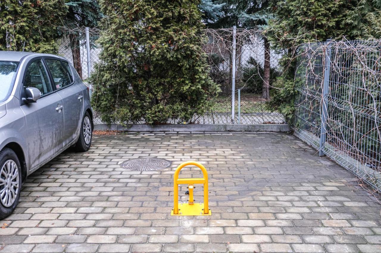 Bronowicka Premium Apartment - 52M2 With Private Parking Kraków Exteriör bild