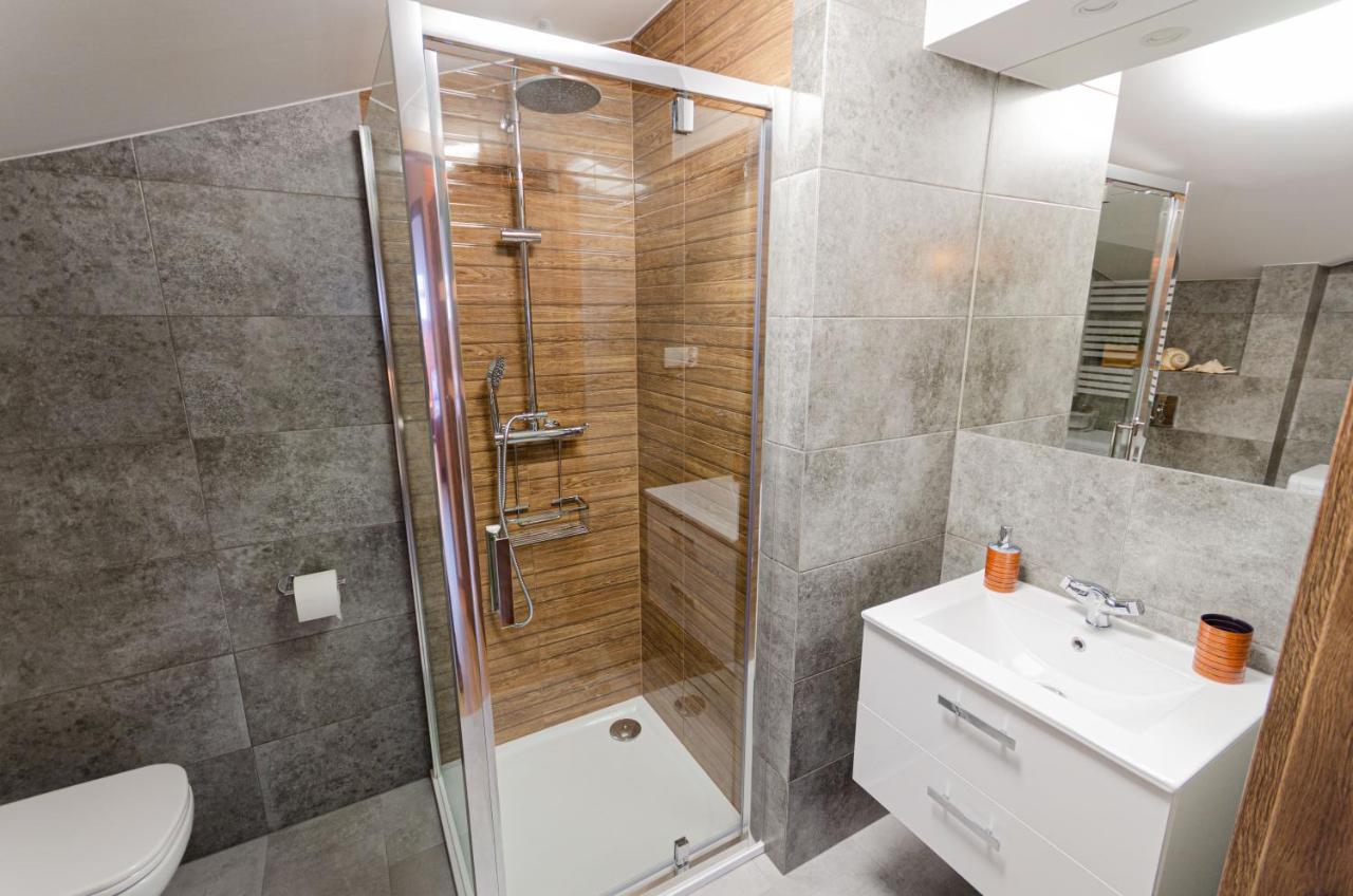 Bronowicka Premium Apartment - 52M2 With Private Parking Kraków Exteriör bild
