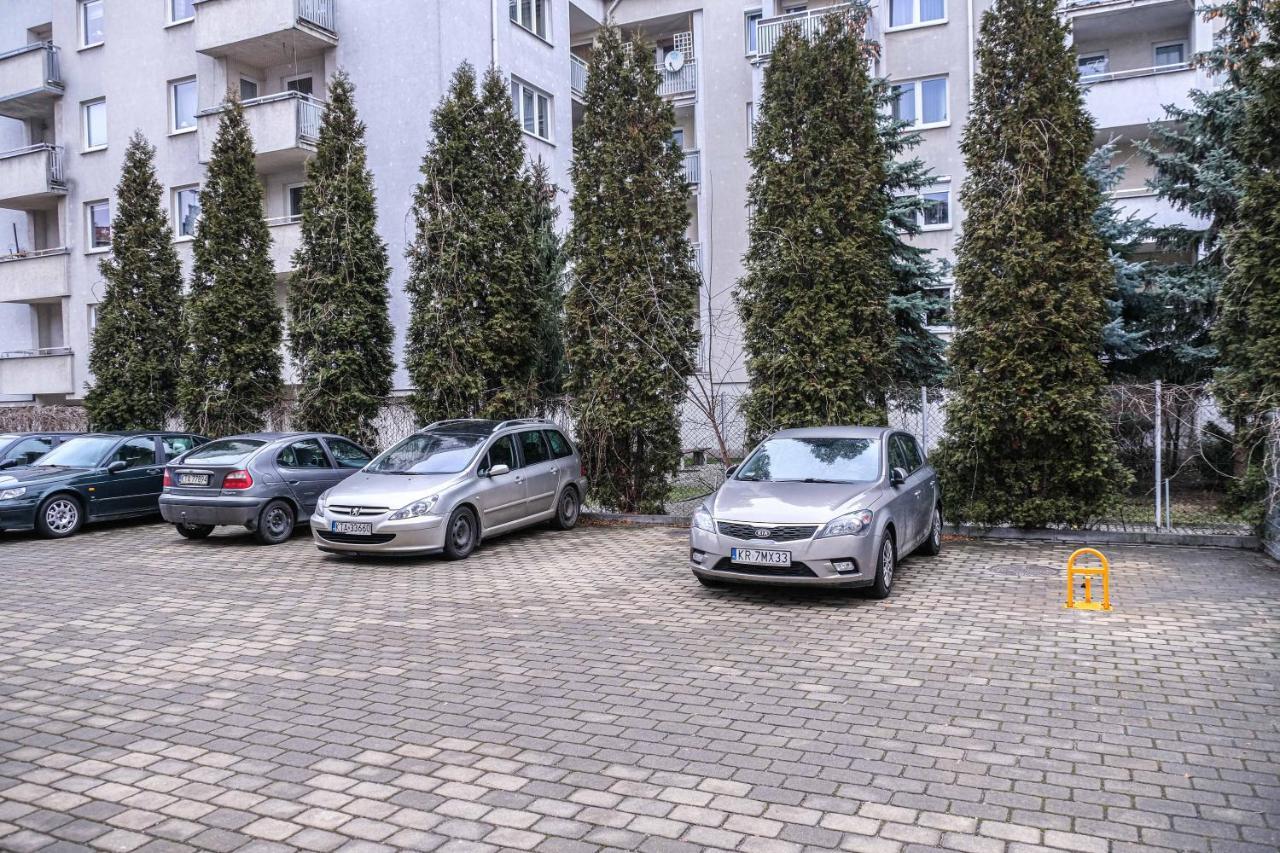 Bronowicka Premium Apartment - 52M2 With Private Parking Kraków Exteriör bild